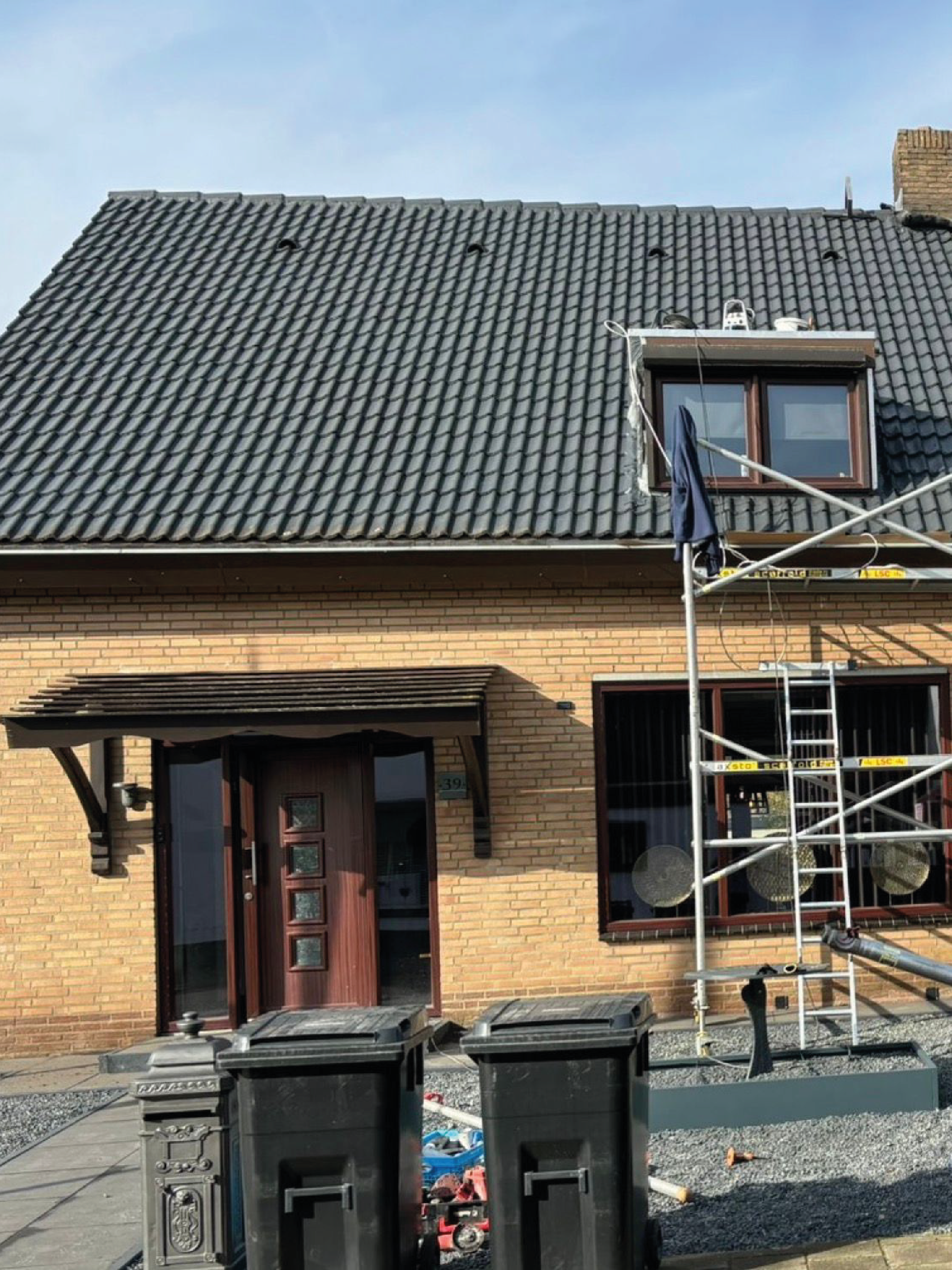 Heesbeen Dakwerken dakwerken